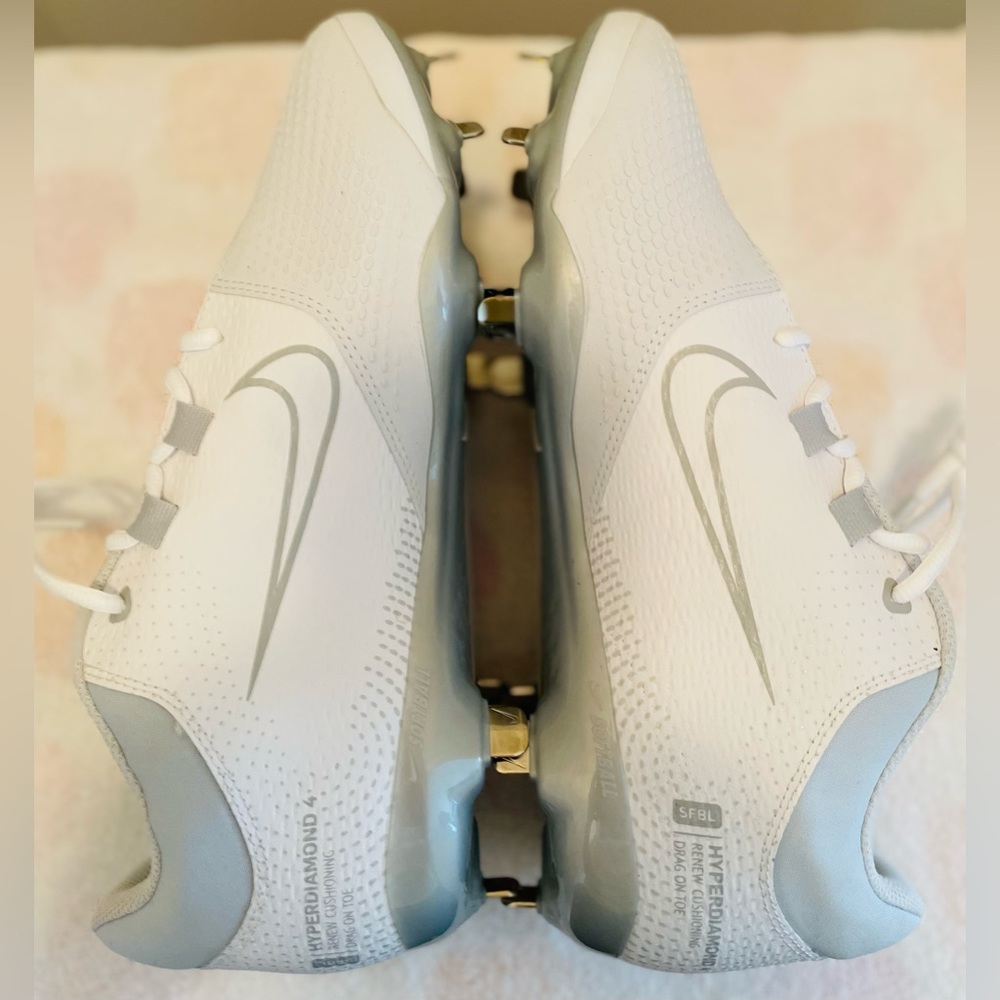 Nike Hyperdiamond 4 Pro Softball Cleats- Women’s 11 - Picture 6 of 8